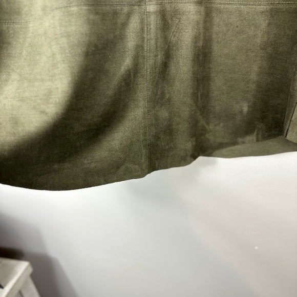 Olivaceous large green 90 % polyester 10% spandex  very soft  great condition - Picture 7 of 7